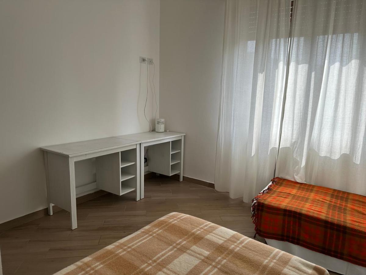 Appartamento Via Centro فيرونا المظهر الخارجي الصورة